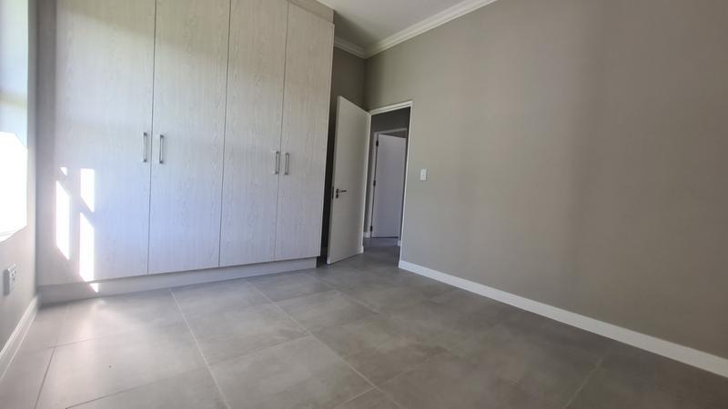 3 Bedroom Property for Sale in Sunningdale Western Cape